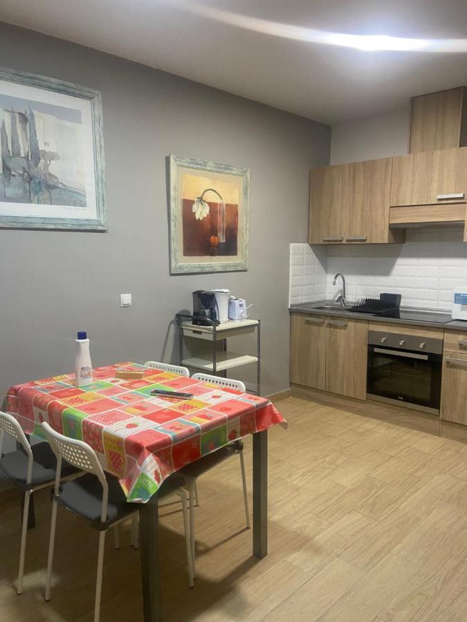 Apartamento Zaragoza Center - 2 Dormitorios Con 2 Banos - Sin Ascensor -No Fumadores Luaran gambar